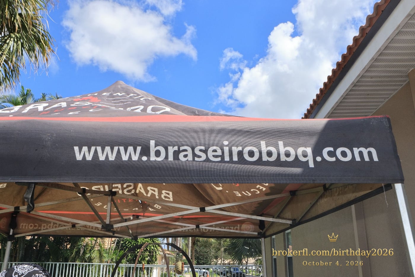Braseiro barbecue canopy at the celebration — Karina Leal's birthday, October 4, 2026.