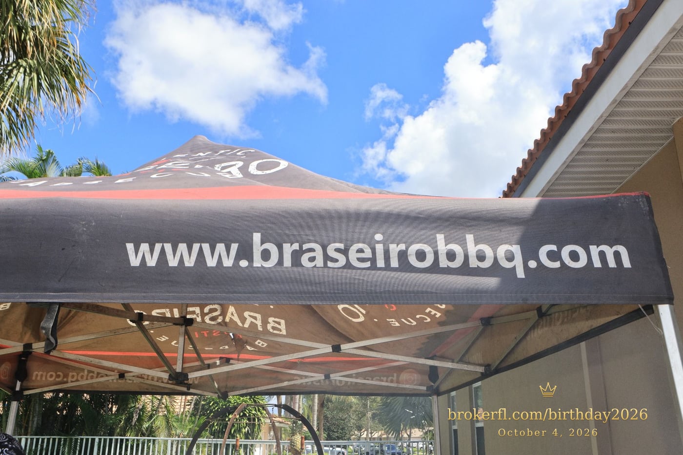 Braseiro barbecue canopy at the celebration — Karina Leal's birthday, October 4, 2026.